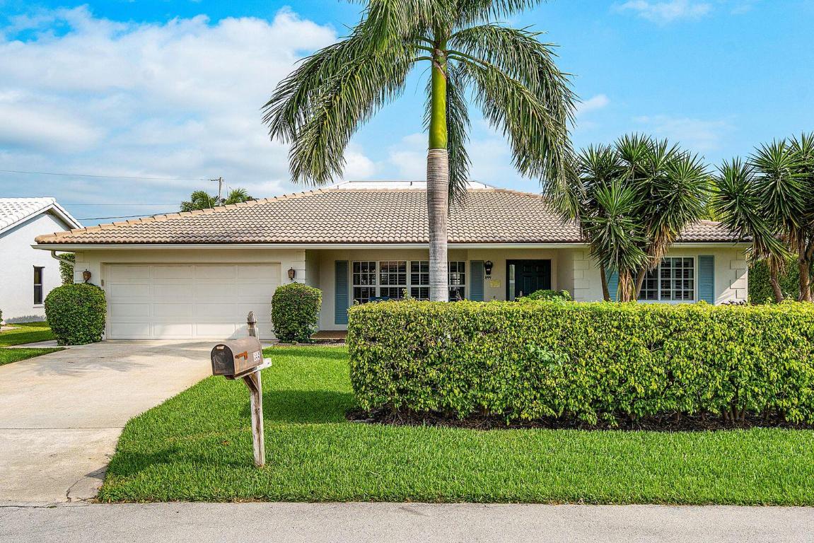 899 Barcelona Drive, Boca Raton
