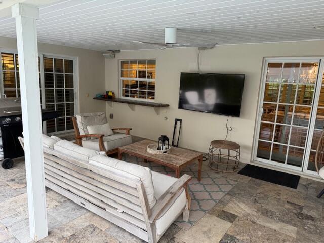 899 Barcelona Drive, Boca Raton