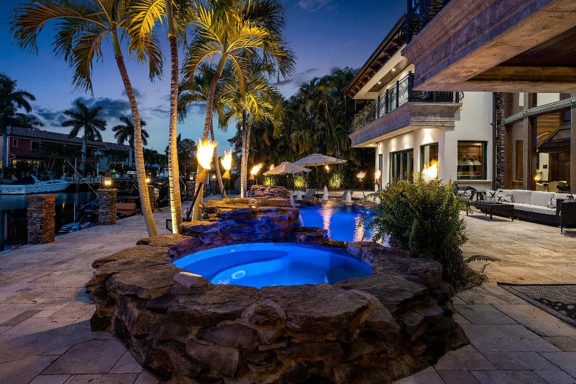 2325 NE 27th Street, Lighthouse Point