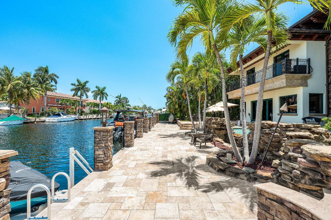 2325 NE 27th Street, Lighthouse Point