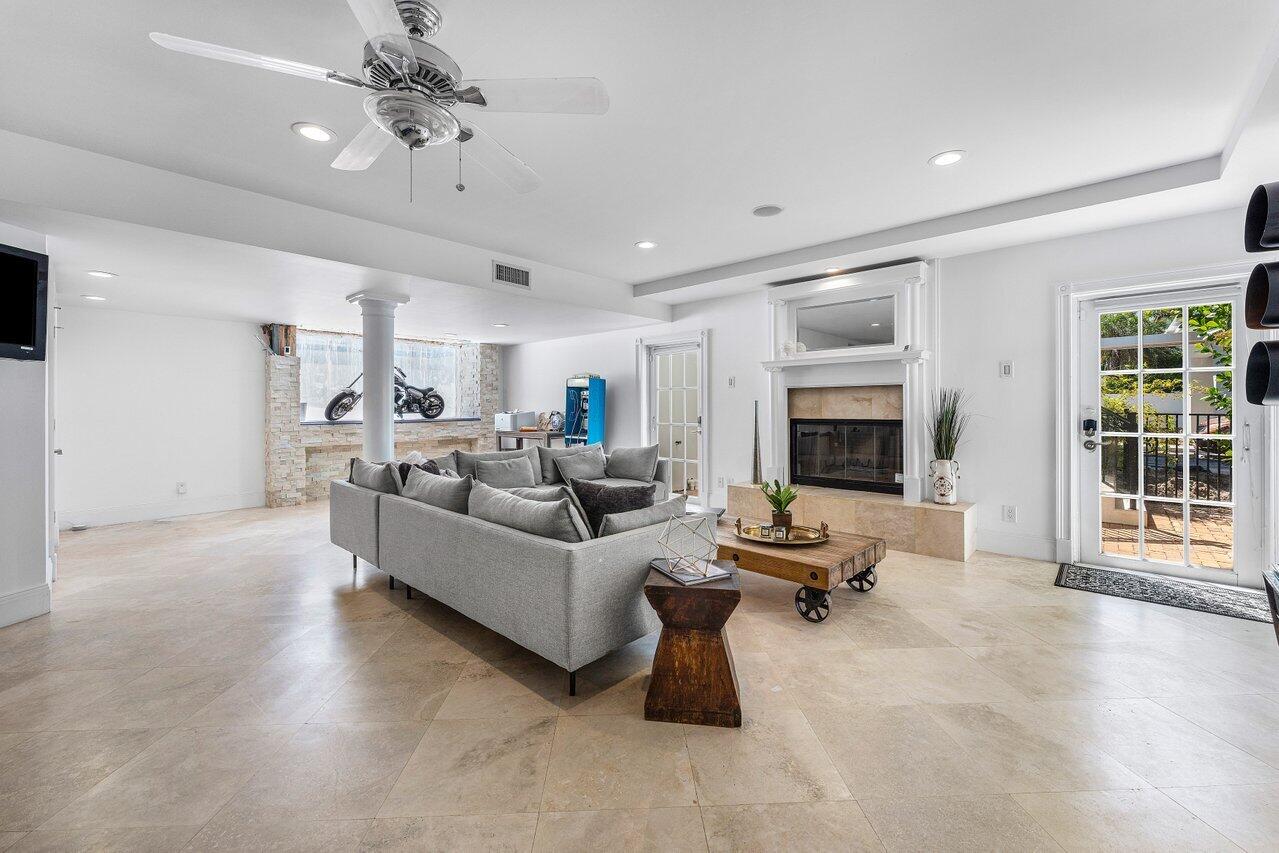 6080 Old Ocean Boulevard, Ocean Ridge