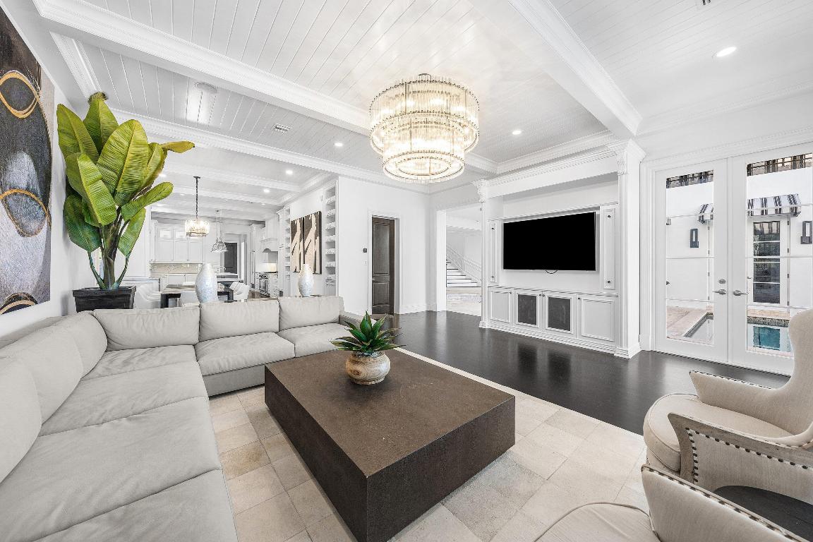 485 Spanish Trail, Boca Raton