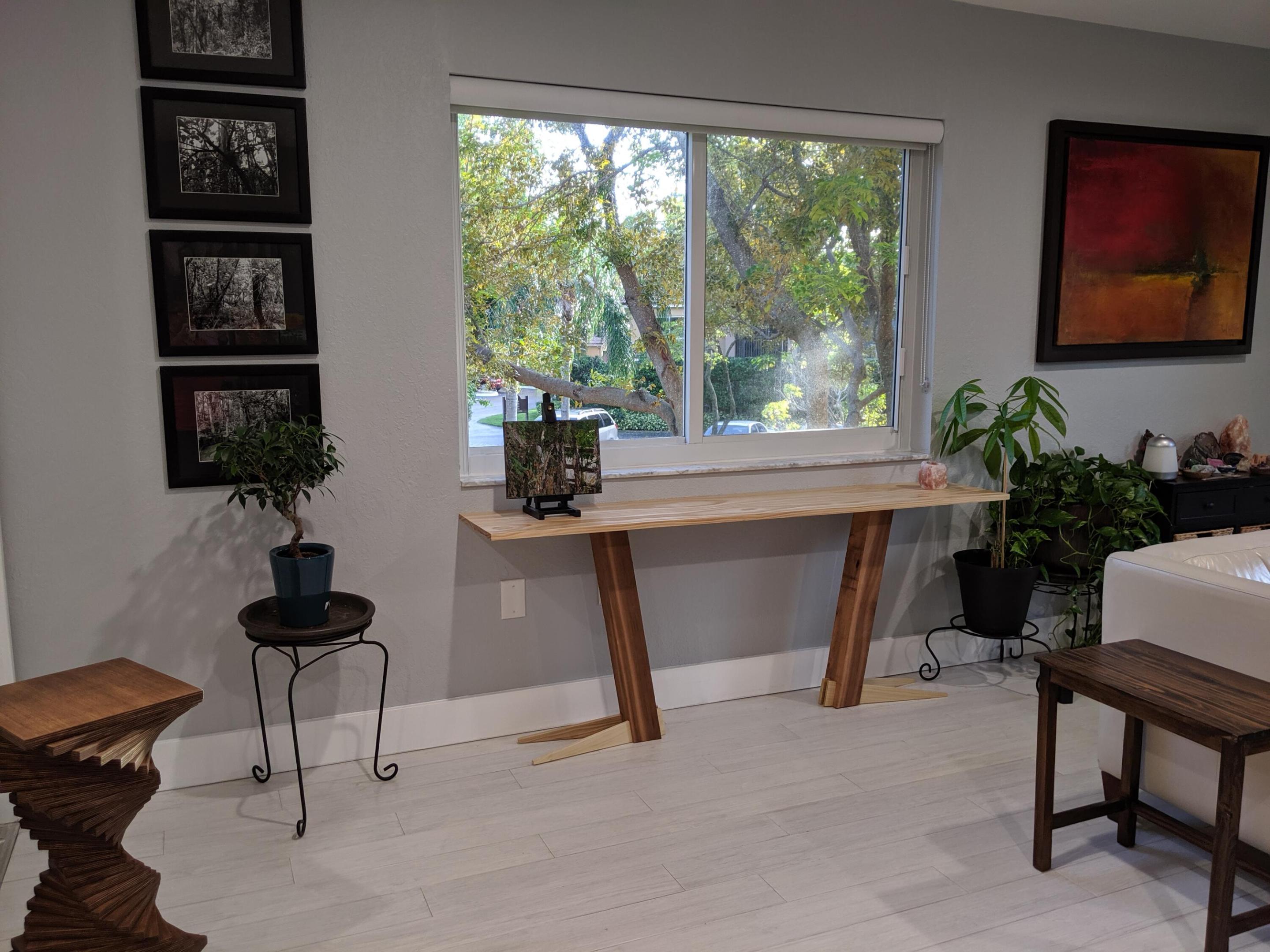 100 Scotia Drive 206