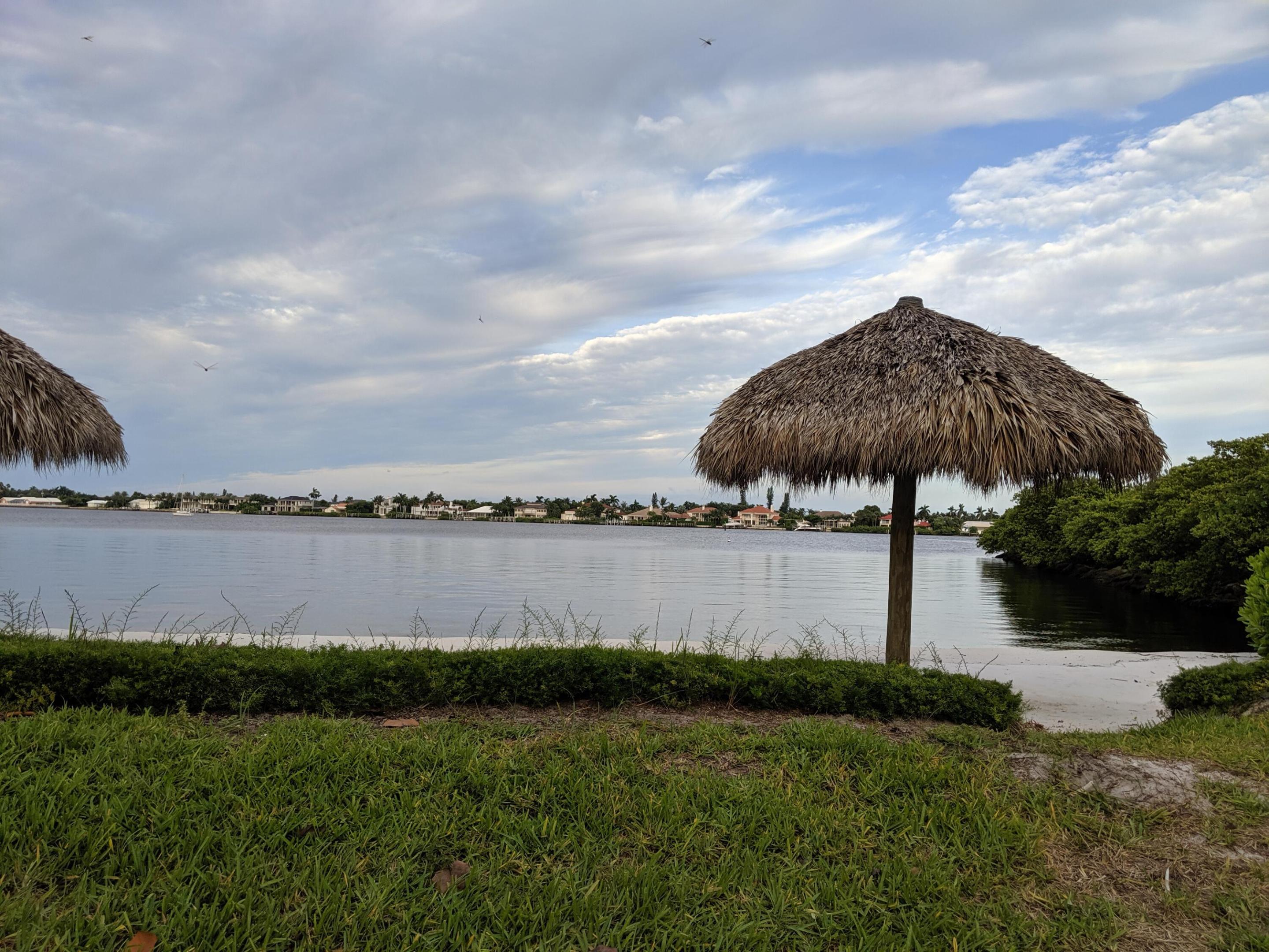 100 Scotia Drive 206