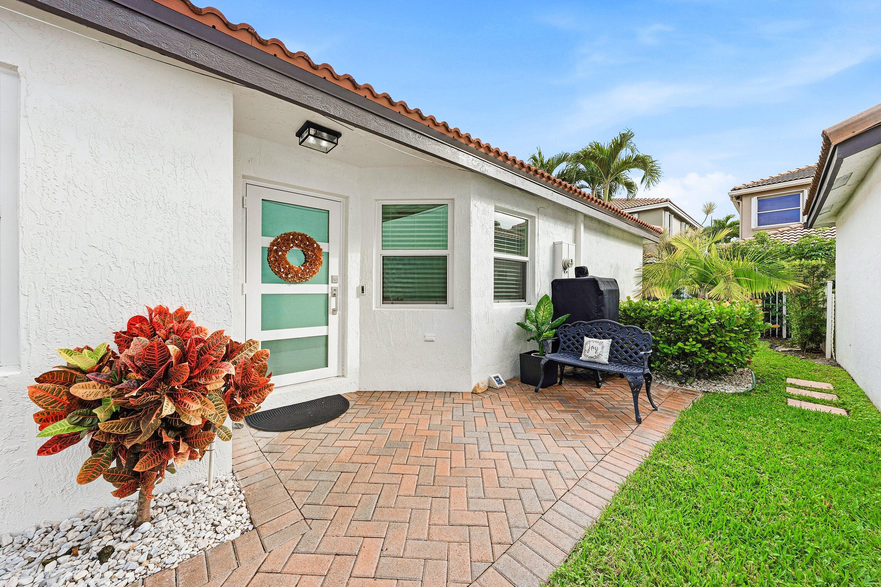 4052 Crescent Creek Place