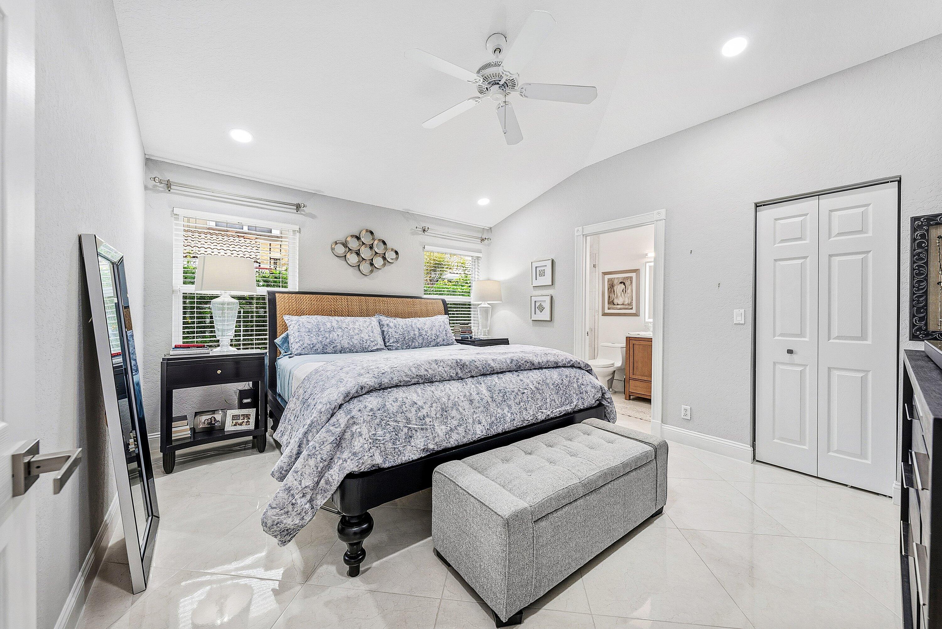 4052 Crescent Creek Place