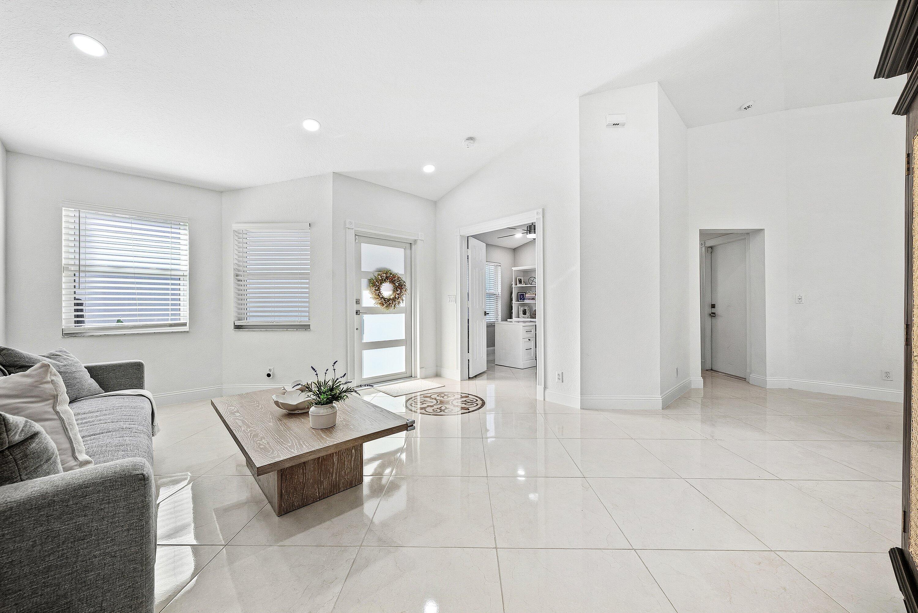 4052 Crescent Creek Place