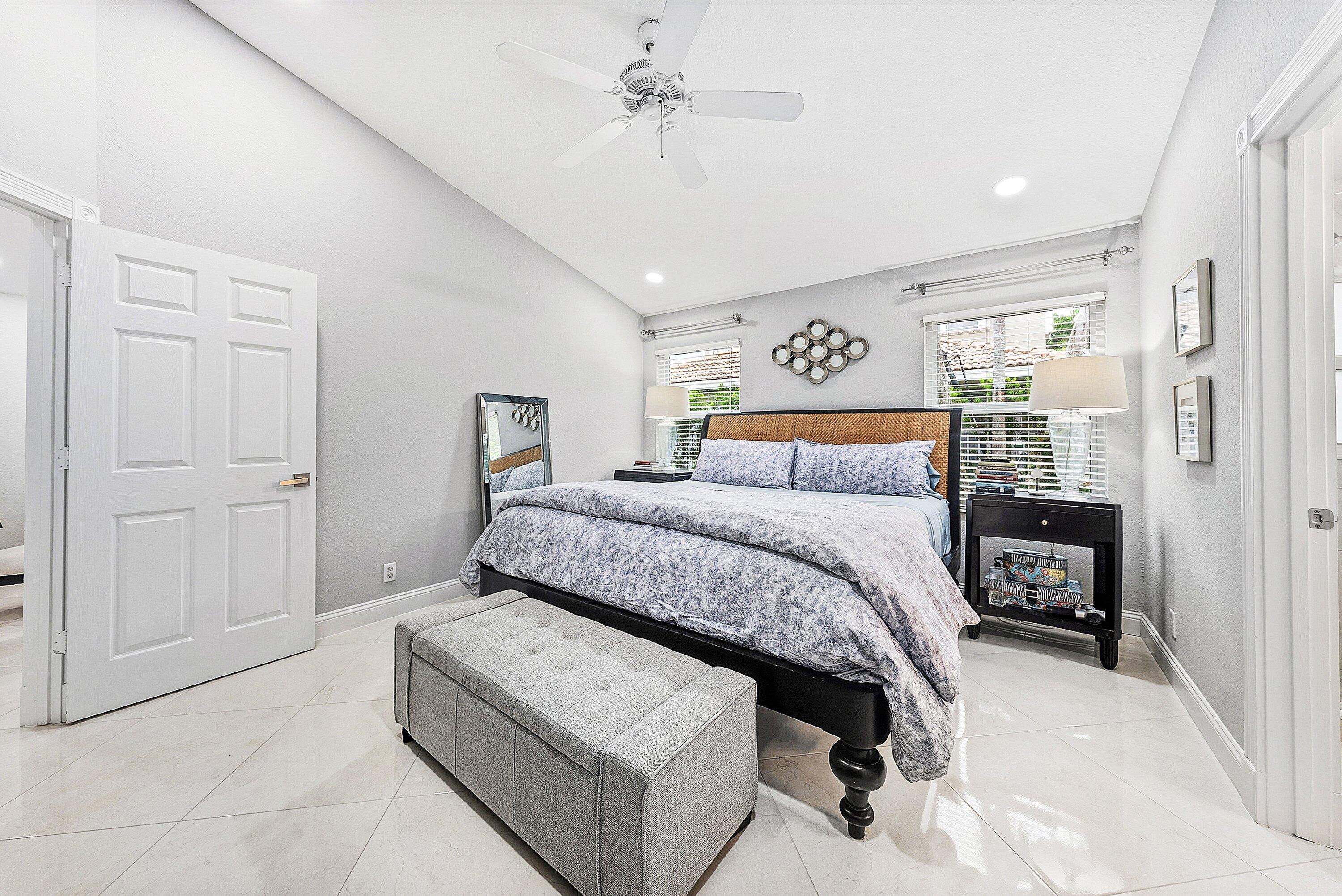 4052 Crescent Creek Place