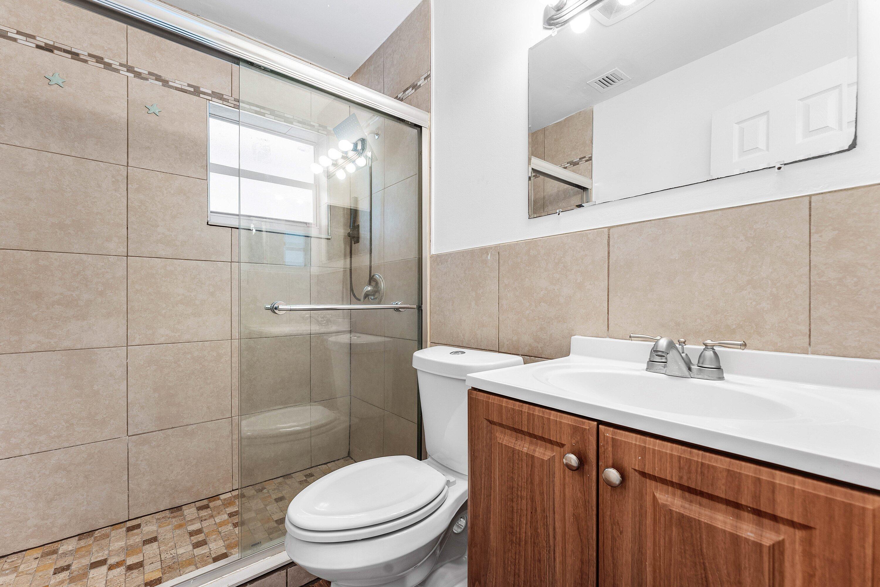 500 NE 48th Street