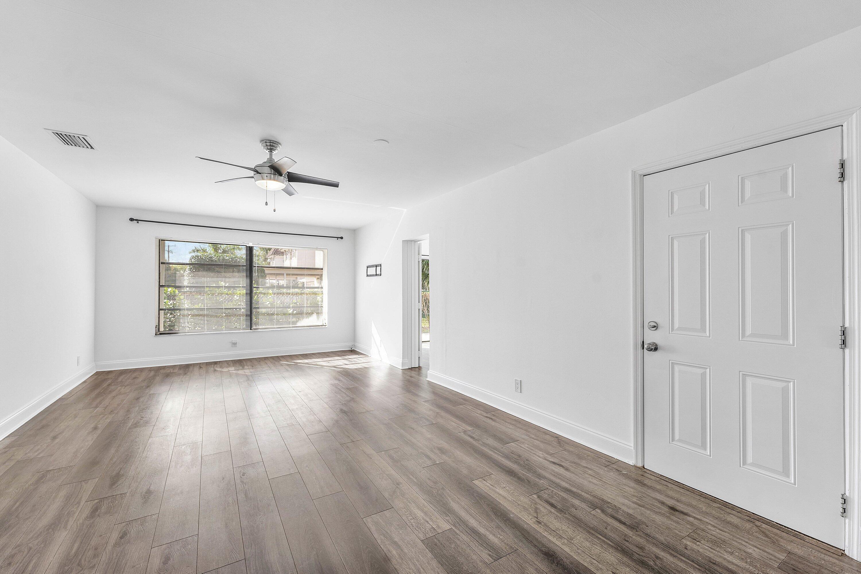 500 NE 48th Street