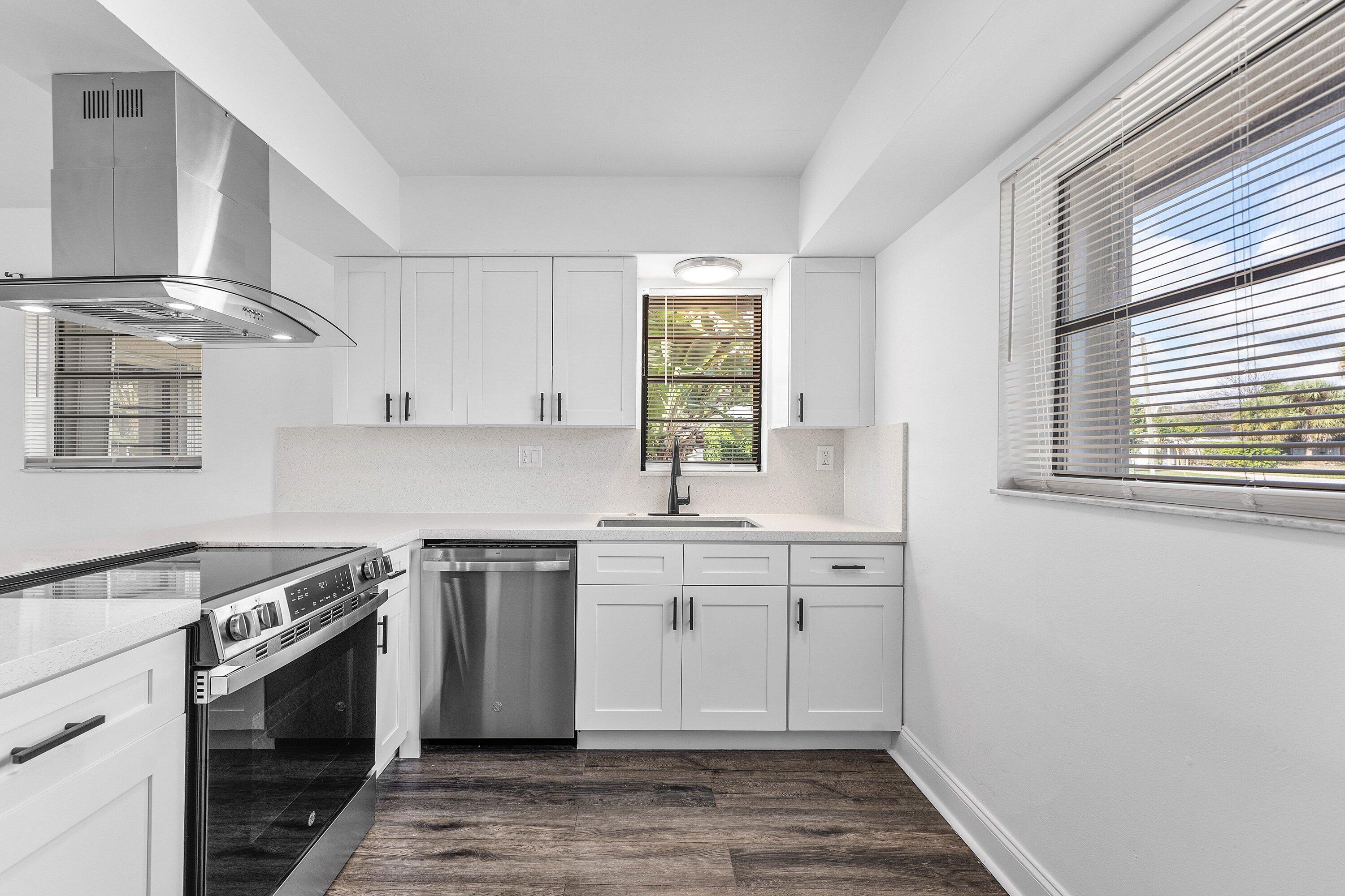 500 NE 48th Street
