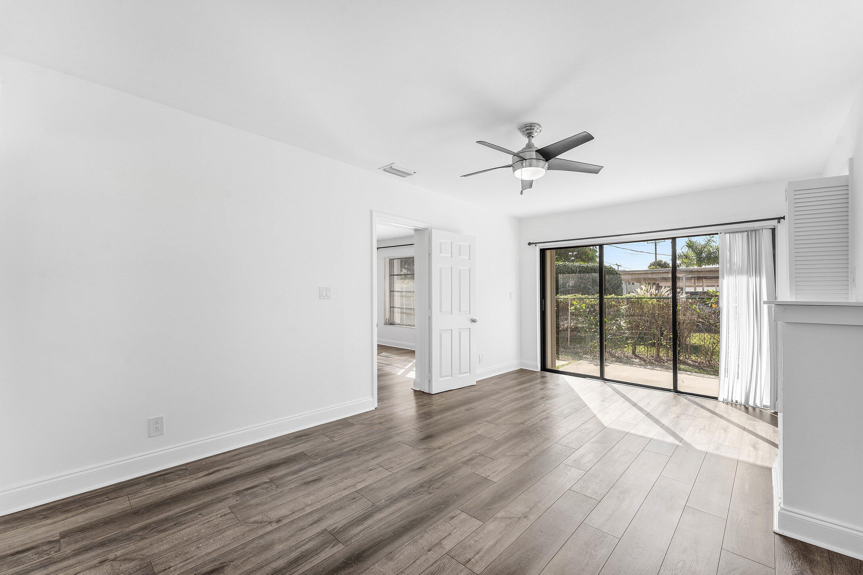 500 NE 48th Street