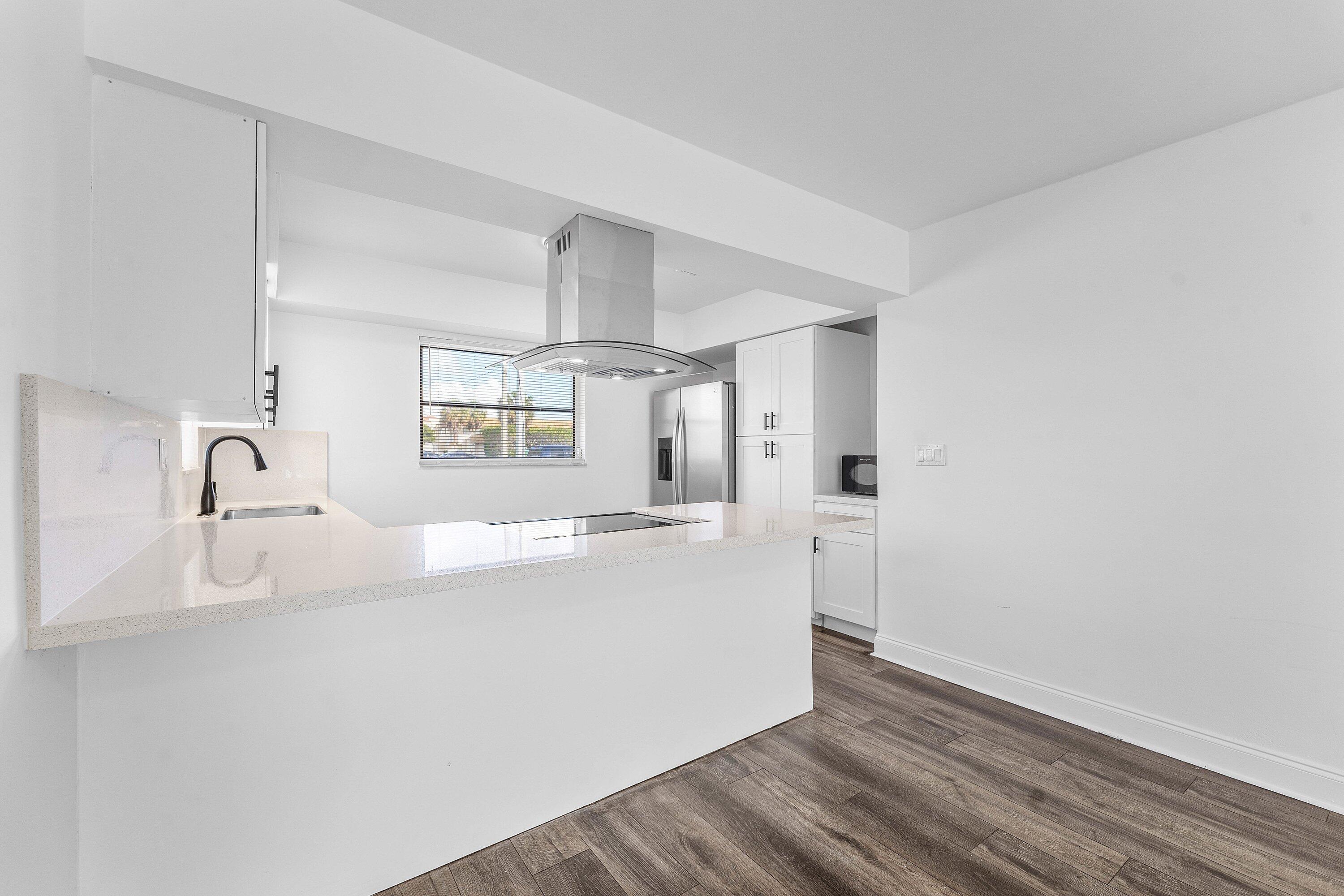 500 NE 48th Street