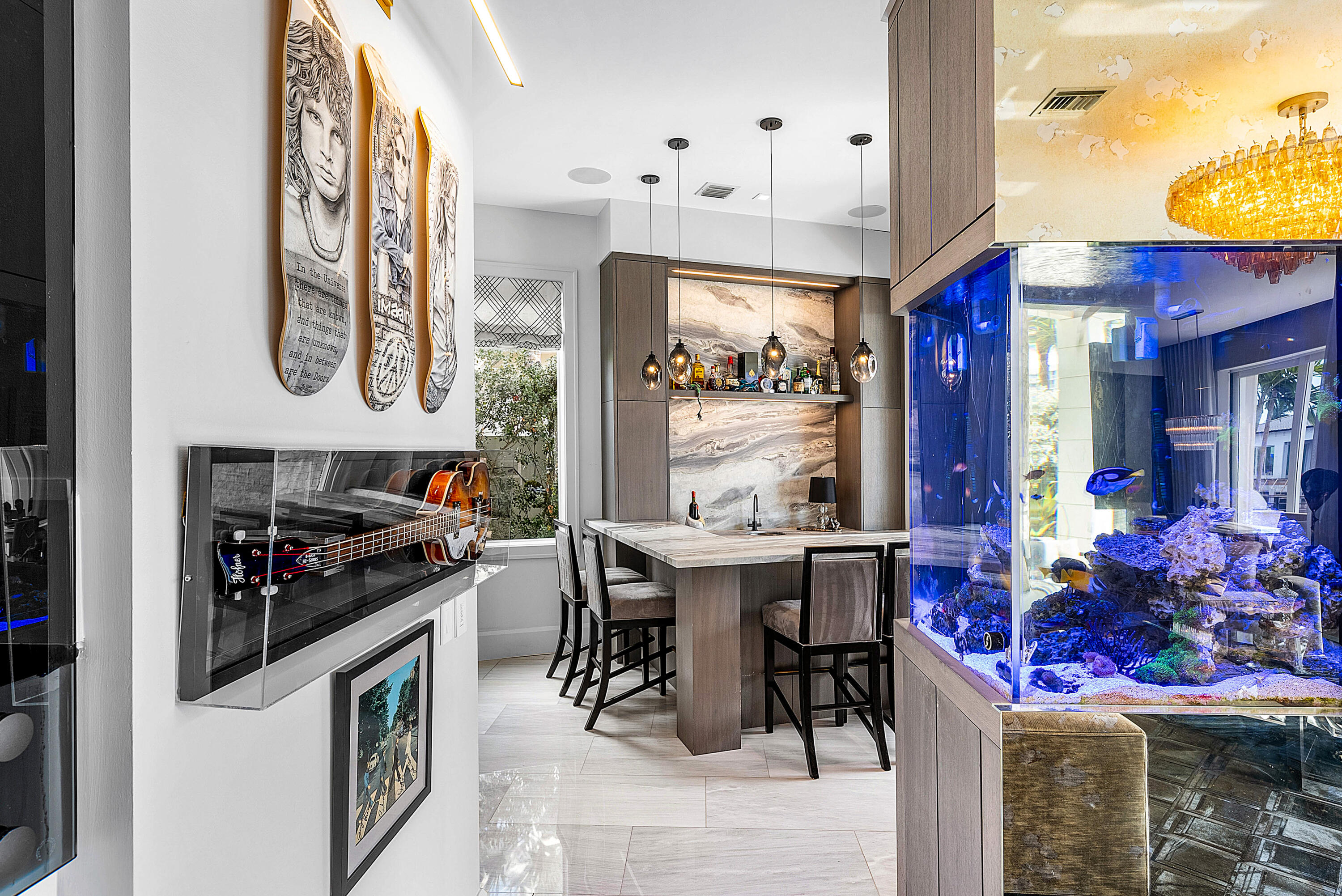 896 NE Mulberry Drive