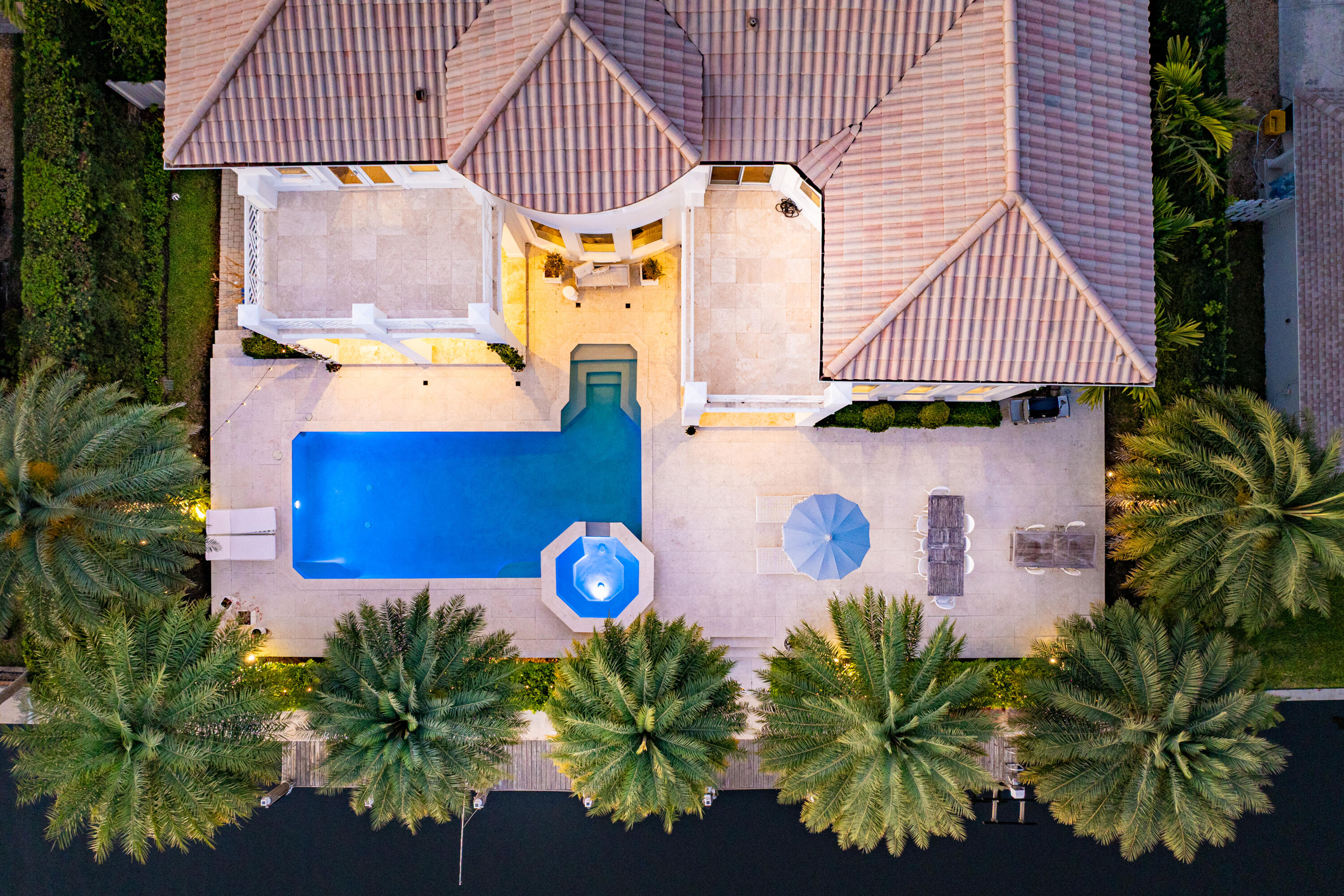 19 Harbour Drive N