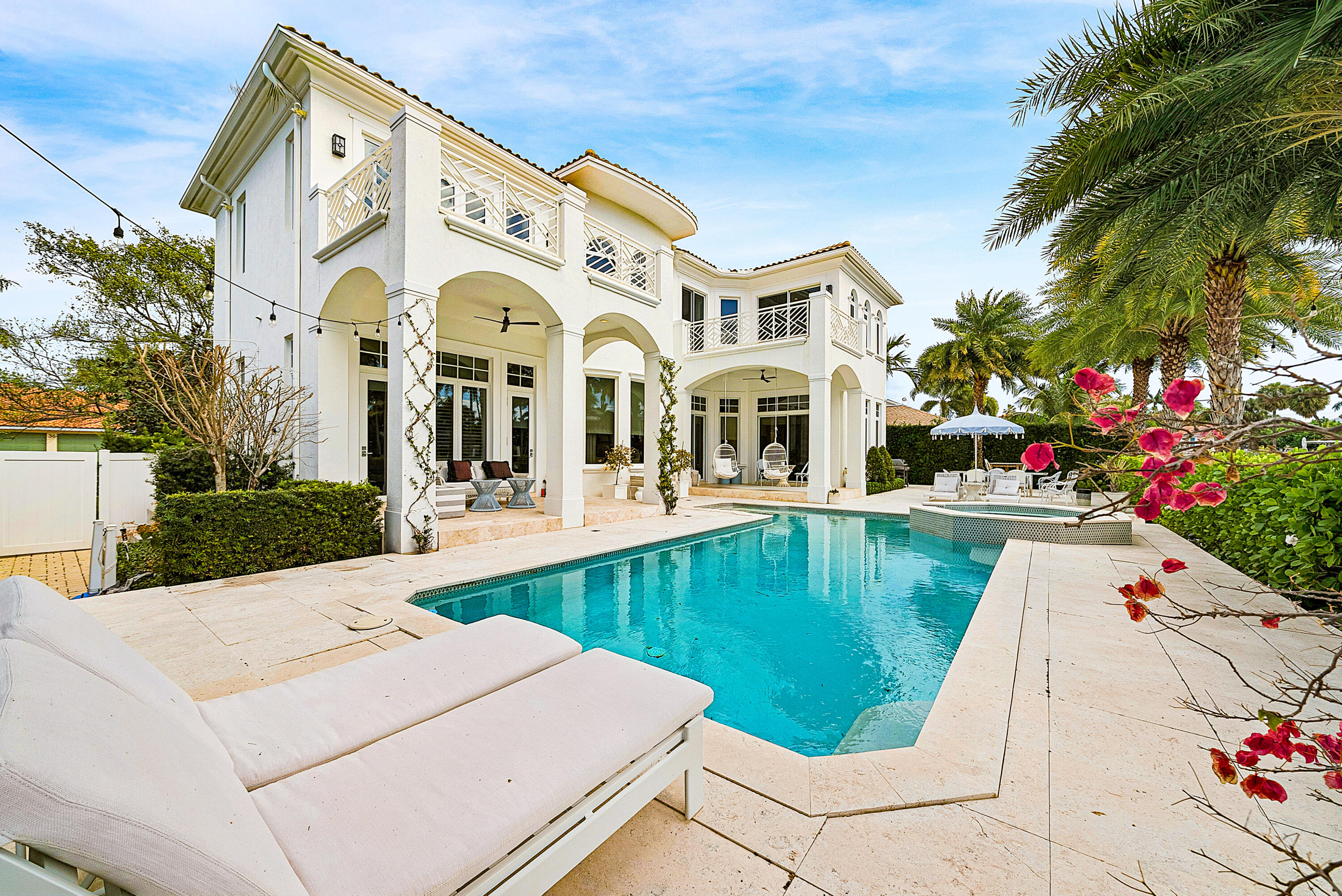19 Harbour Drive N