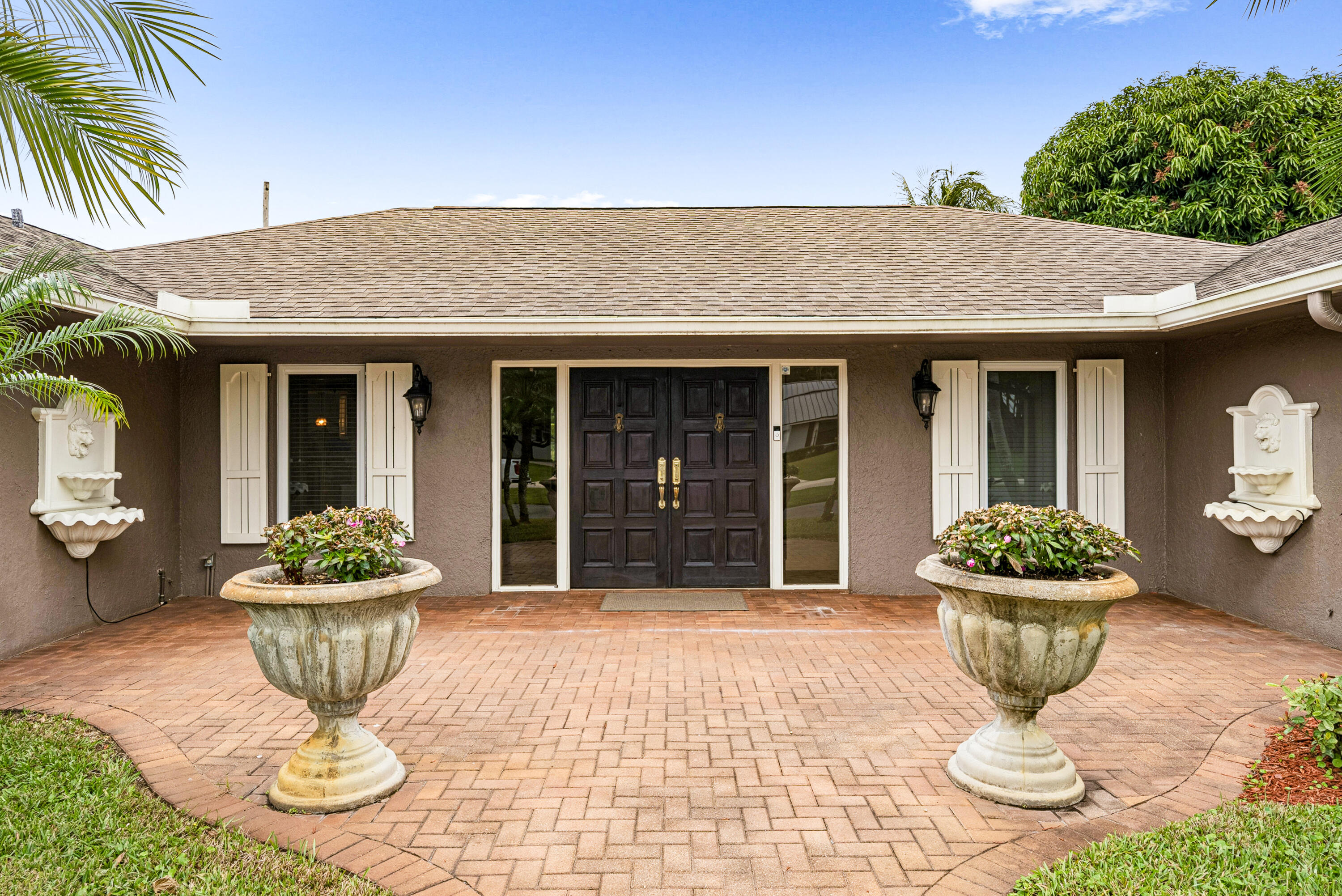 3703 Lowson Boulevard