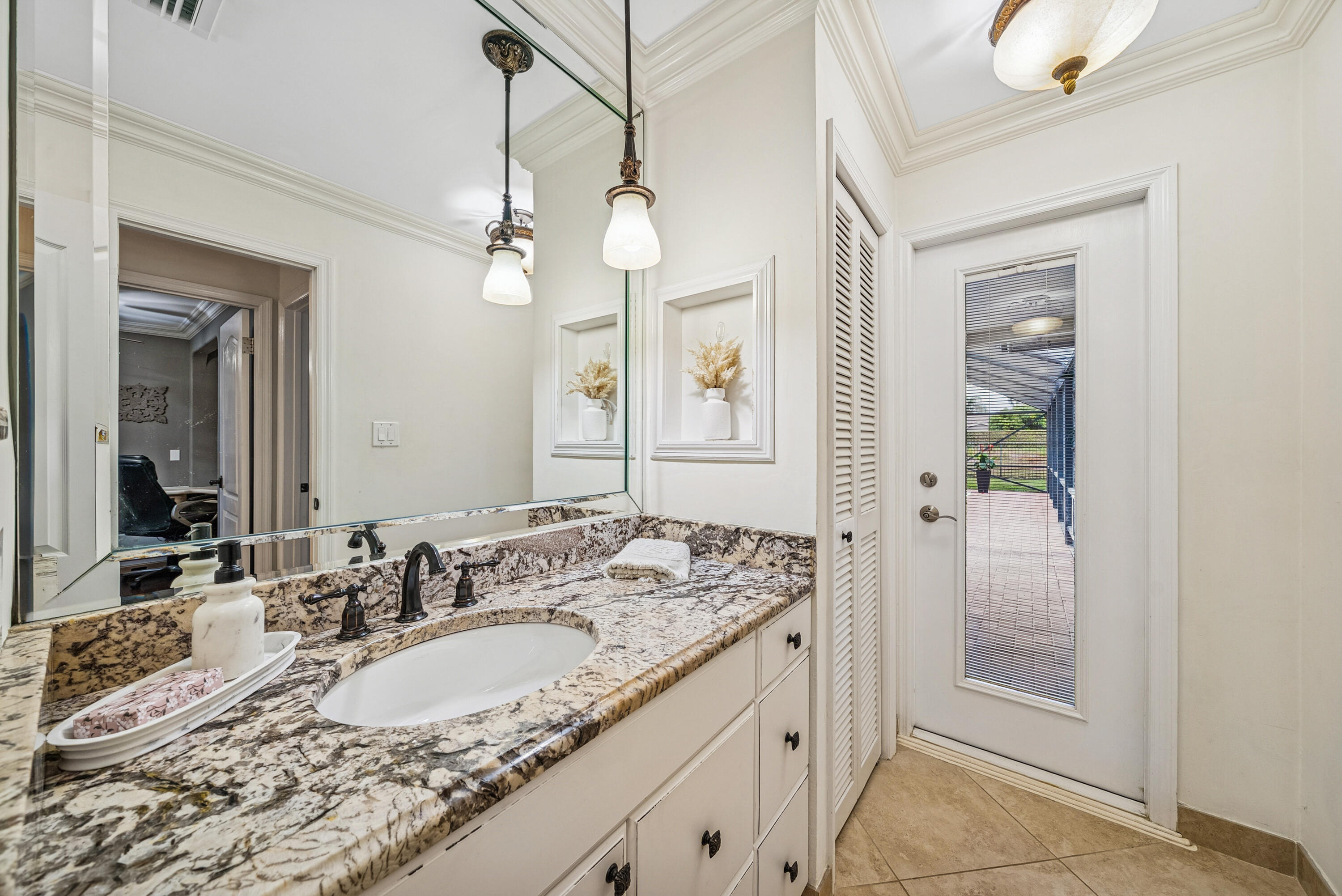 3703 Lowson Boulevard