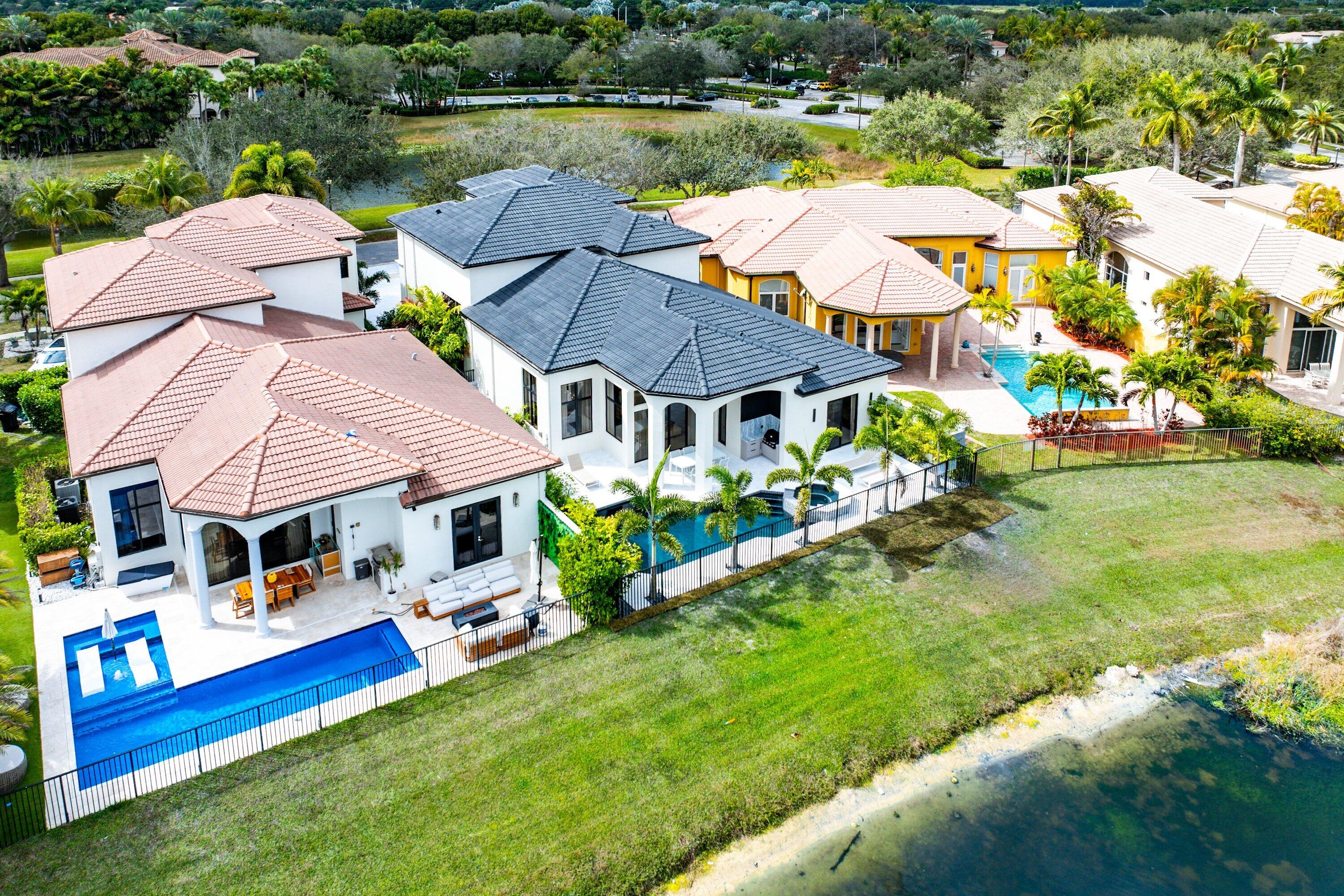 17760 Villa Club Way