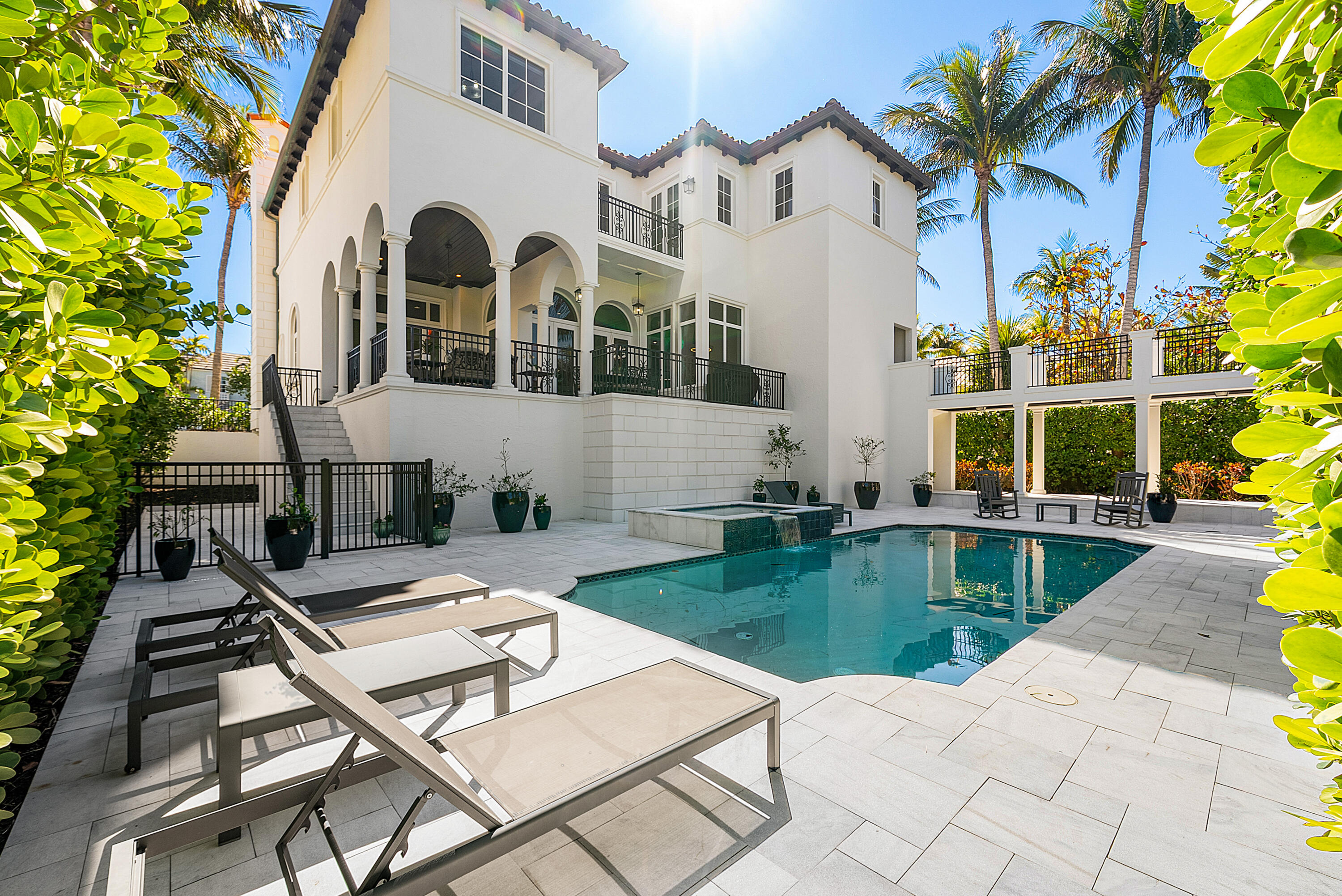 6102 N Ocean Boulevard