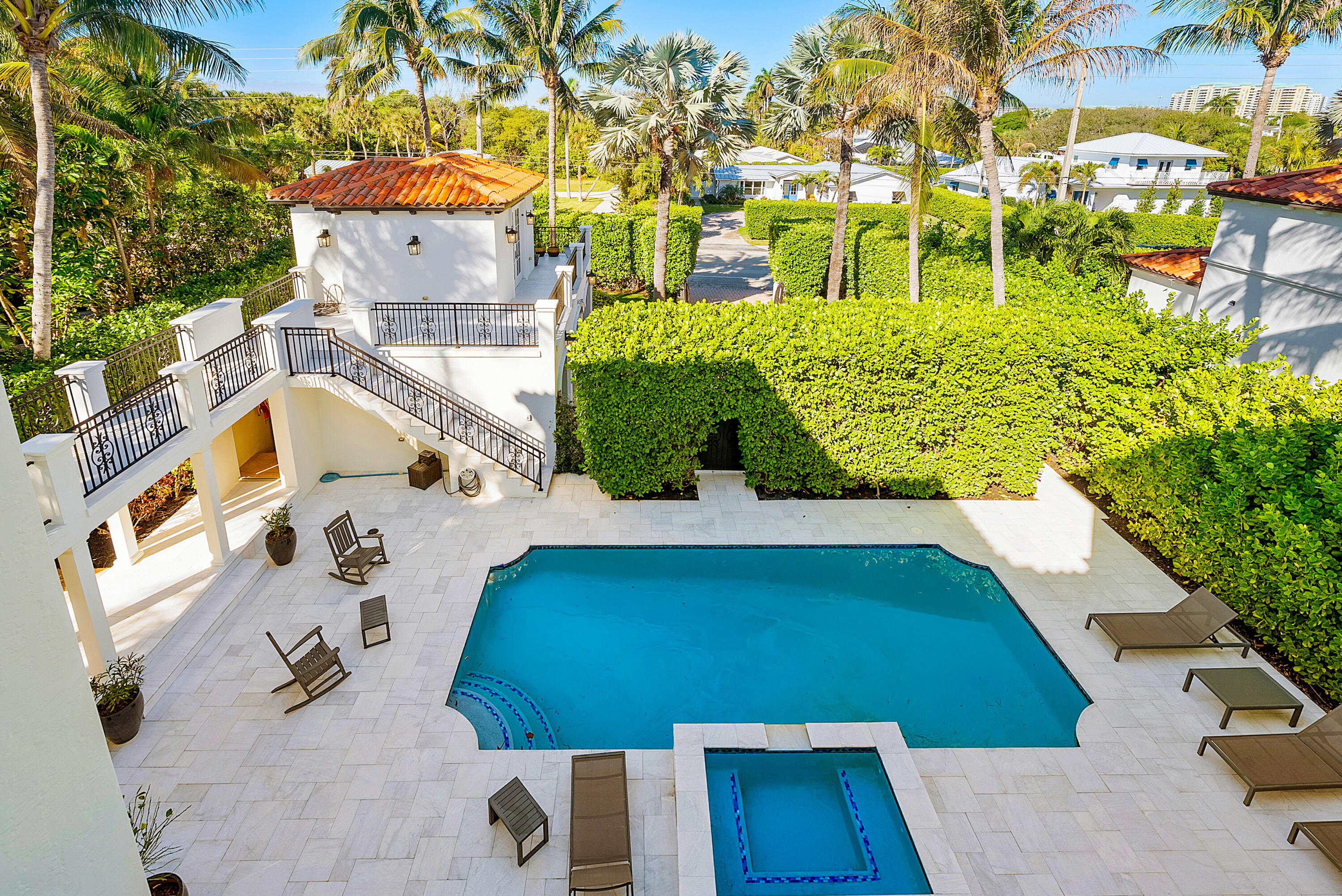 6102 N Ocean Boulevard