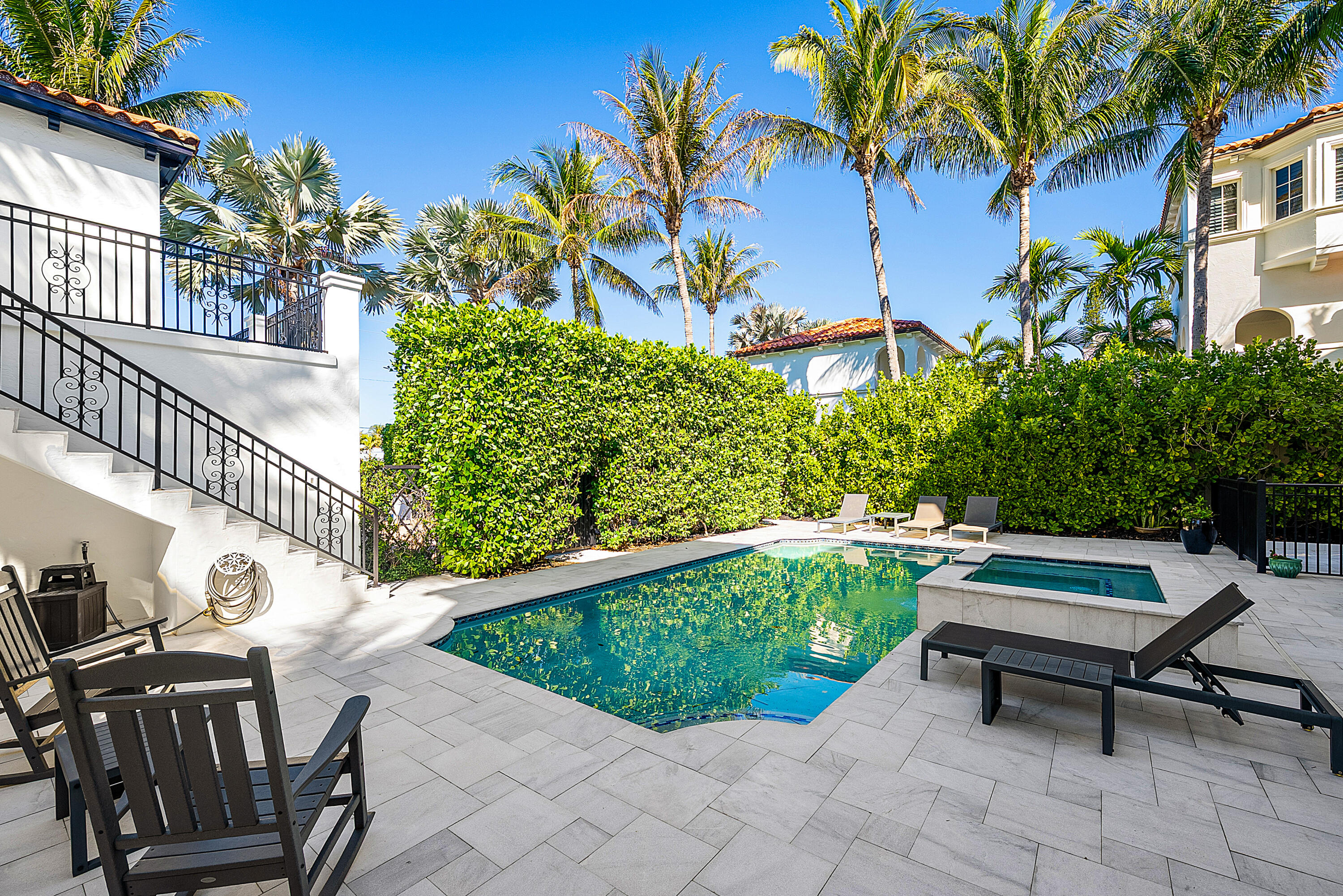 6102 N Ocean Boulevard