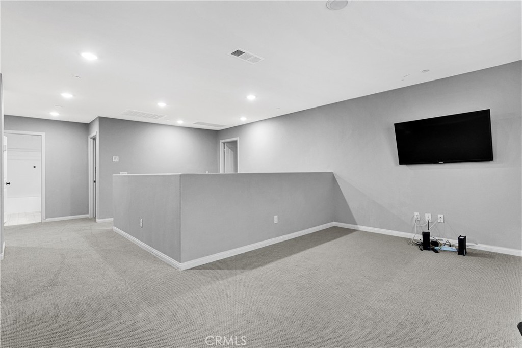 12658 Ava Loma Street