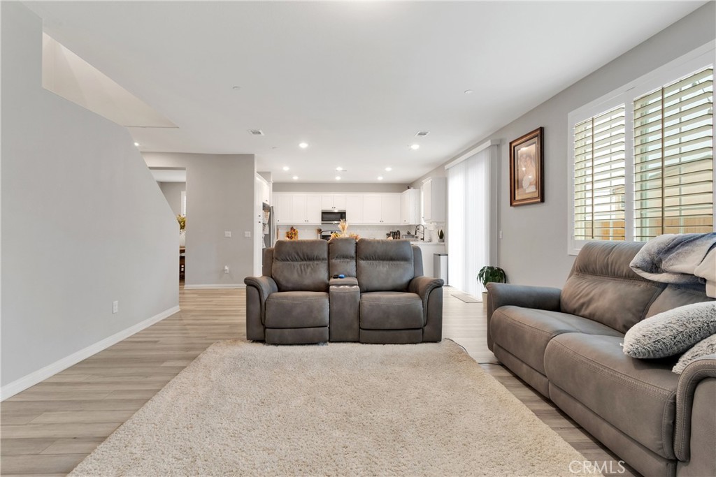 12658 Ava Loma Street