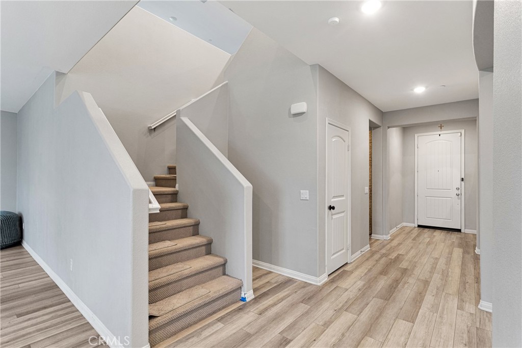 12658 Ava Loma Street