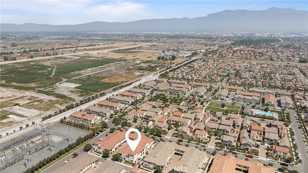 2785 E Berry Loop Privado 13