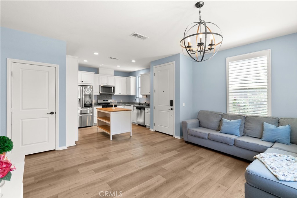 2785 E Berry Loop Privado 13