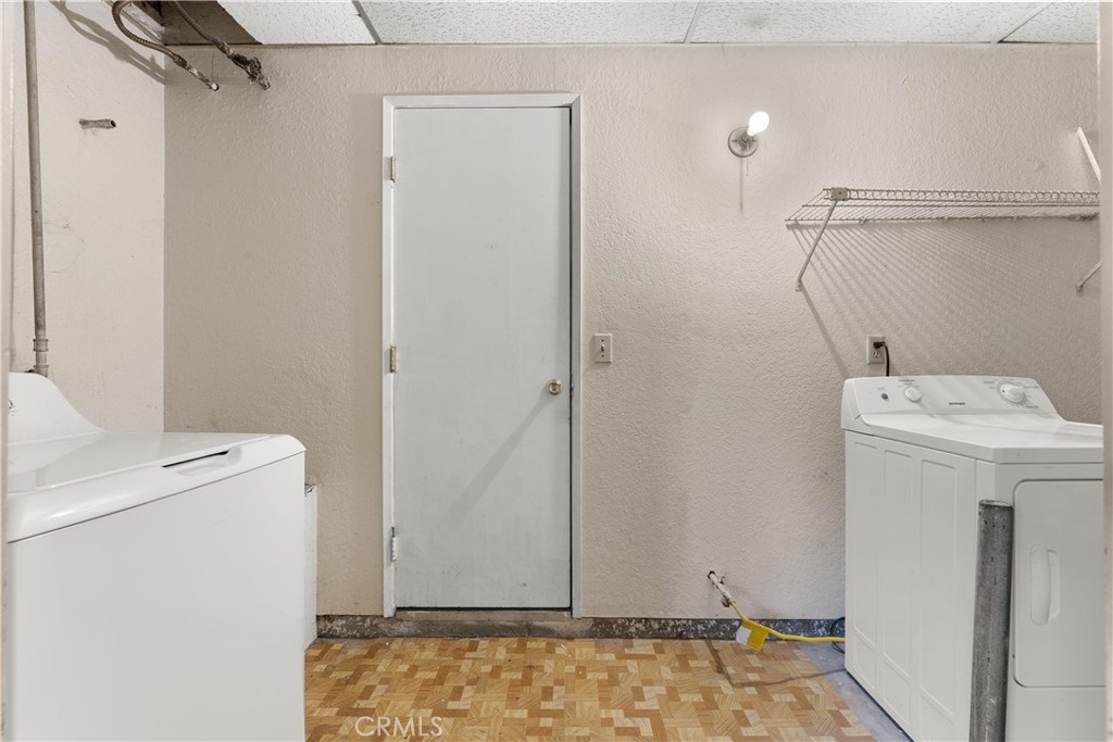 8013 Orangewood Drive