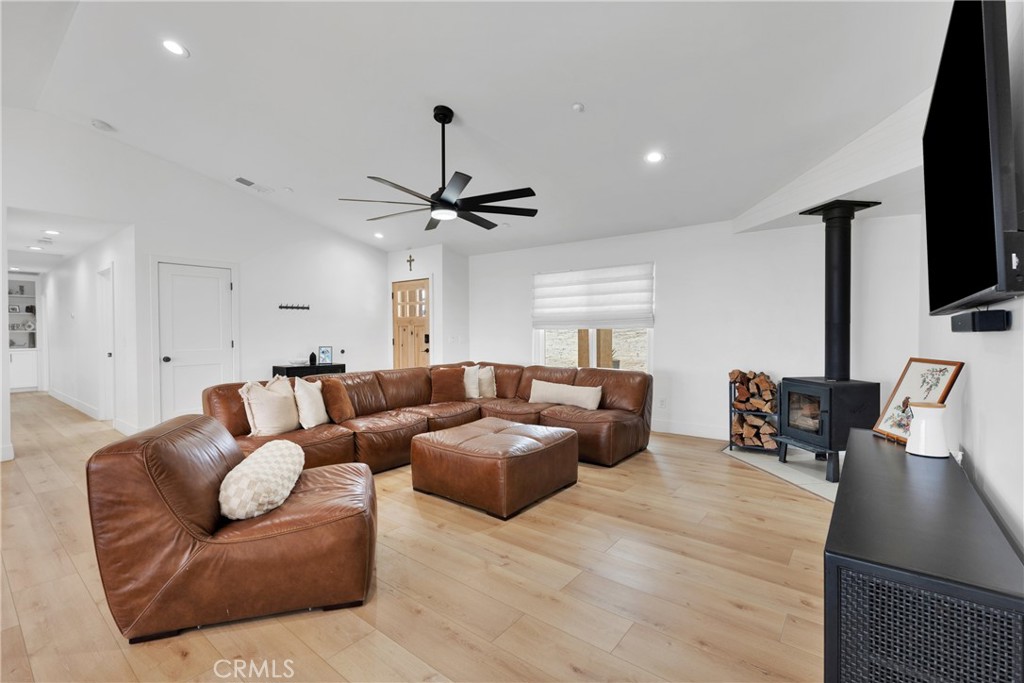 2128 Pheasant Road