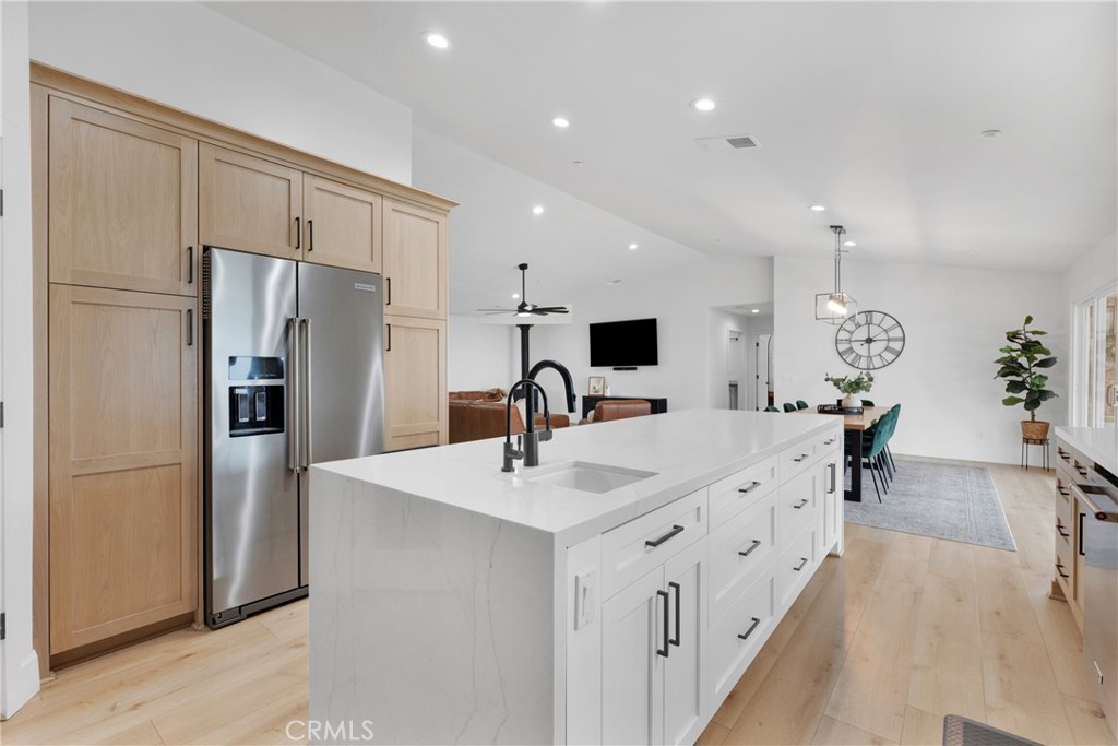 2128 Pheasant Road