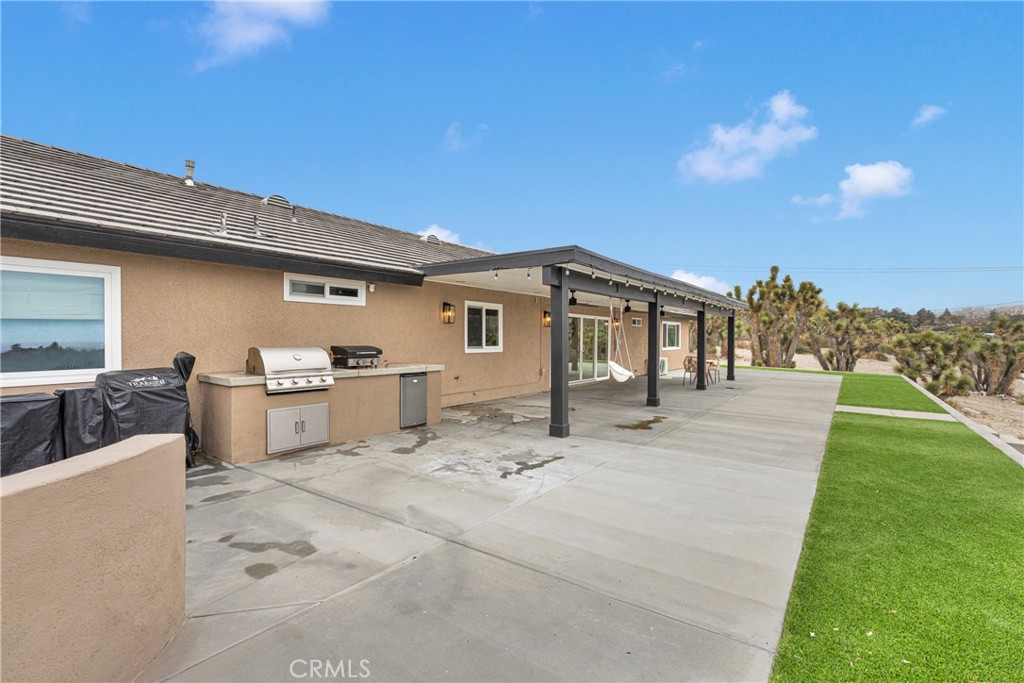 2128 Pheasant Road