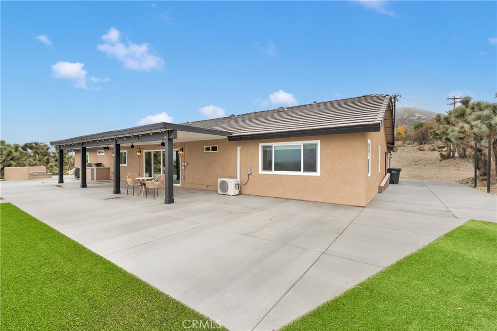 2128 Pheasant Road