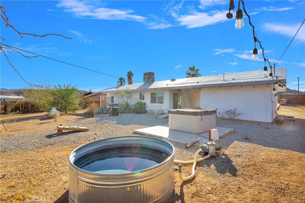4789 Avenida Del Sol