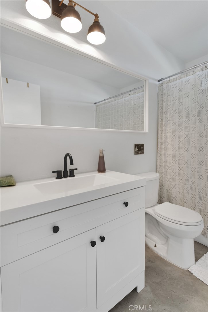 4789 Avenida Del Sol