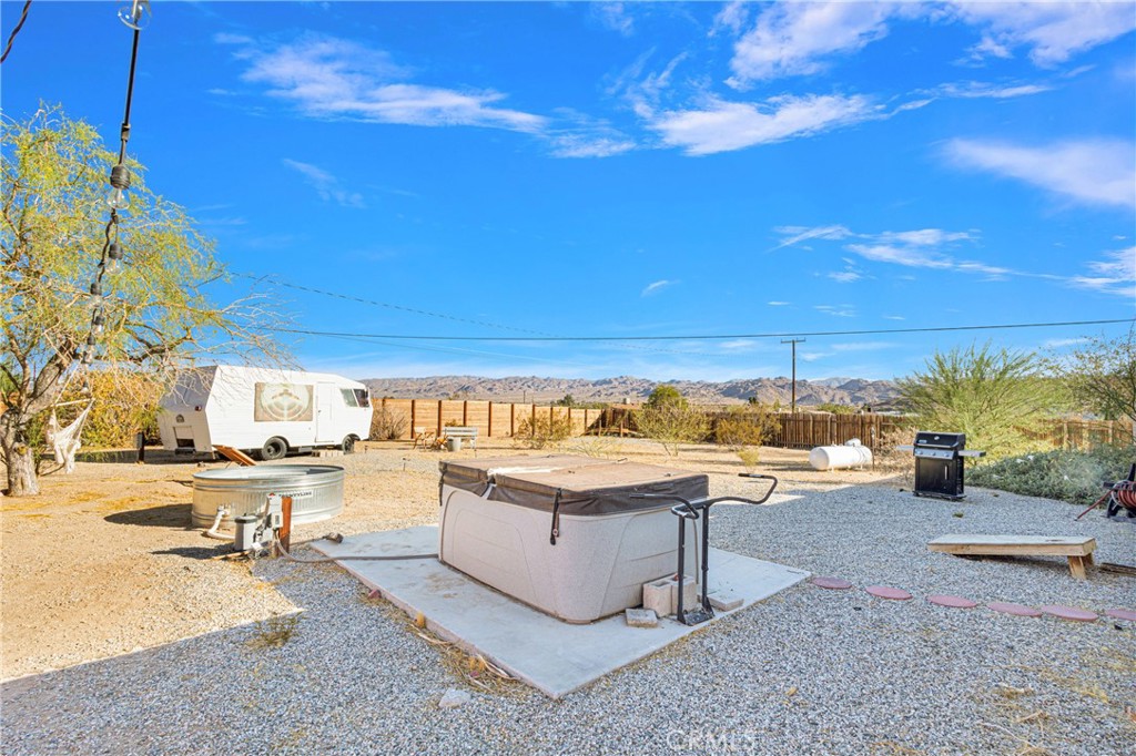 4789 Avenida Del Sol