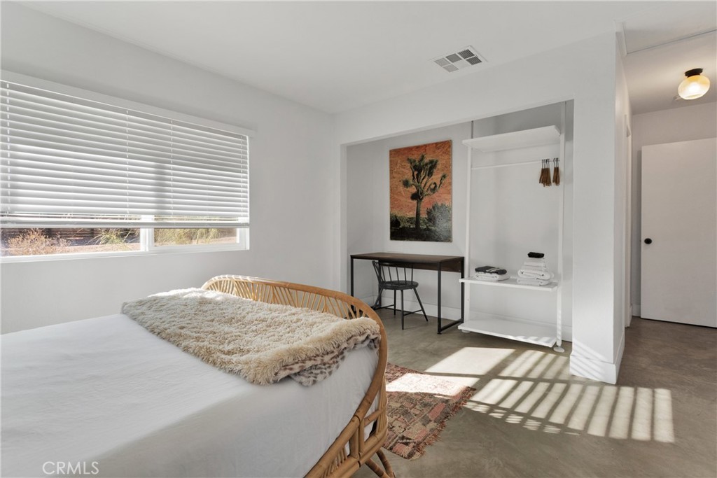 4789 Avenida Del Sol