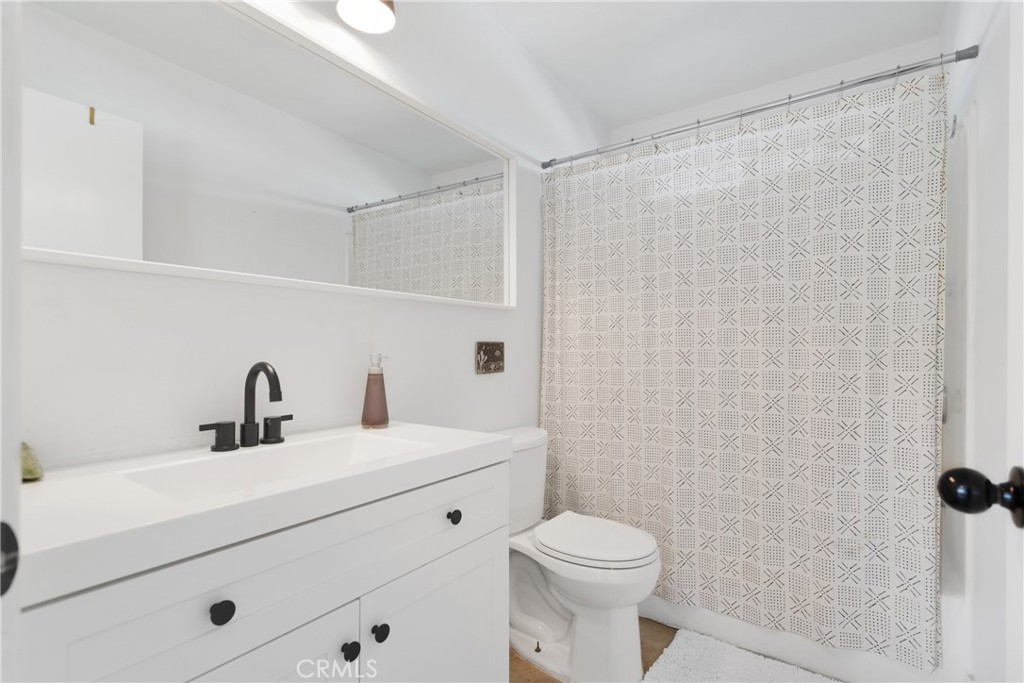 4789 Avenida Del Sol