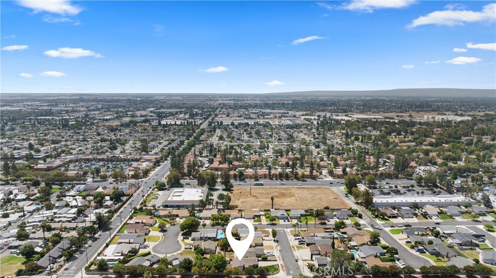 8013 Orangewood Drive