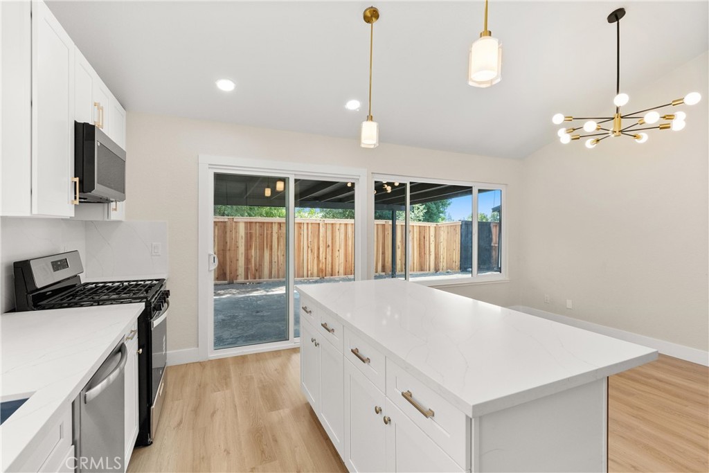 8013 Orangewood Drive