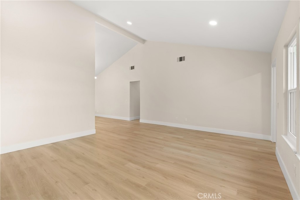 8013 Orangewood Drive