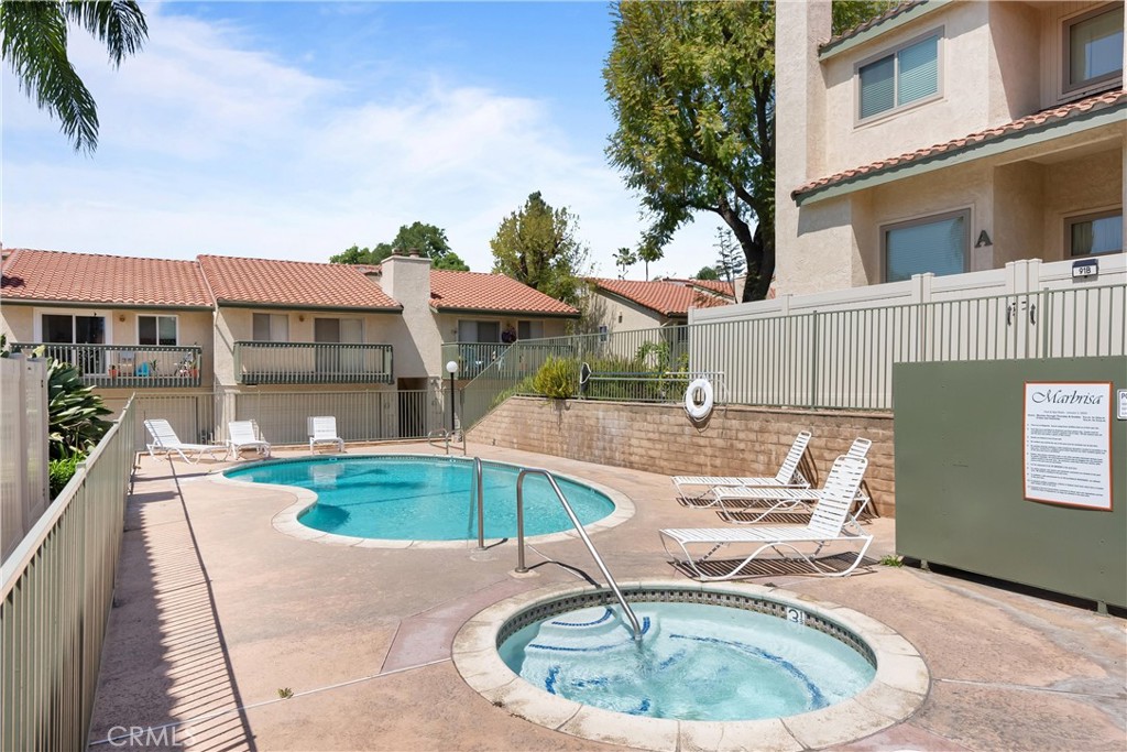 87 Tennessee Street C