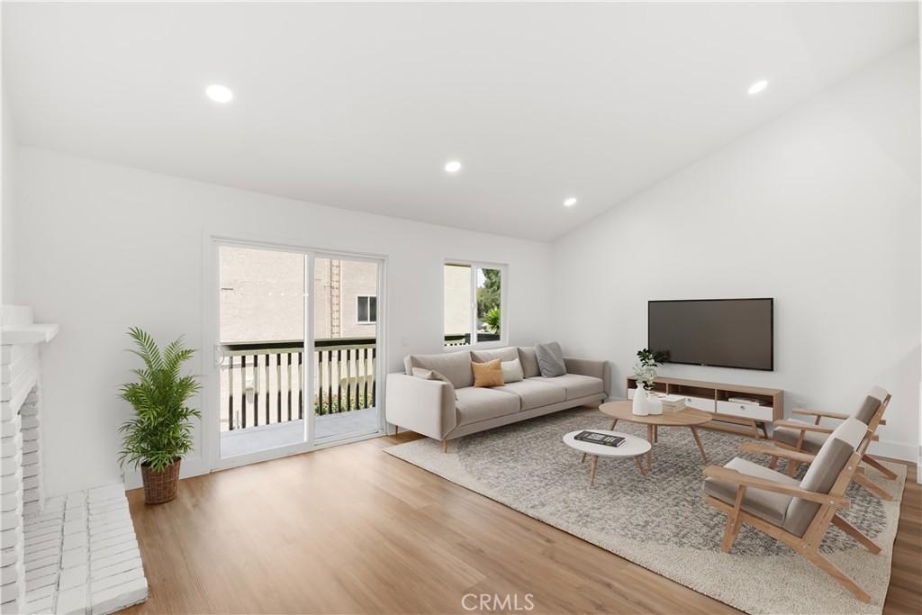 87 Tennessee Street C