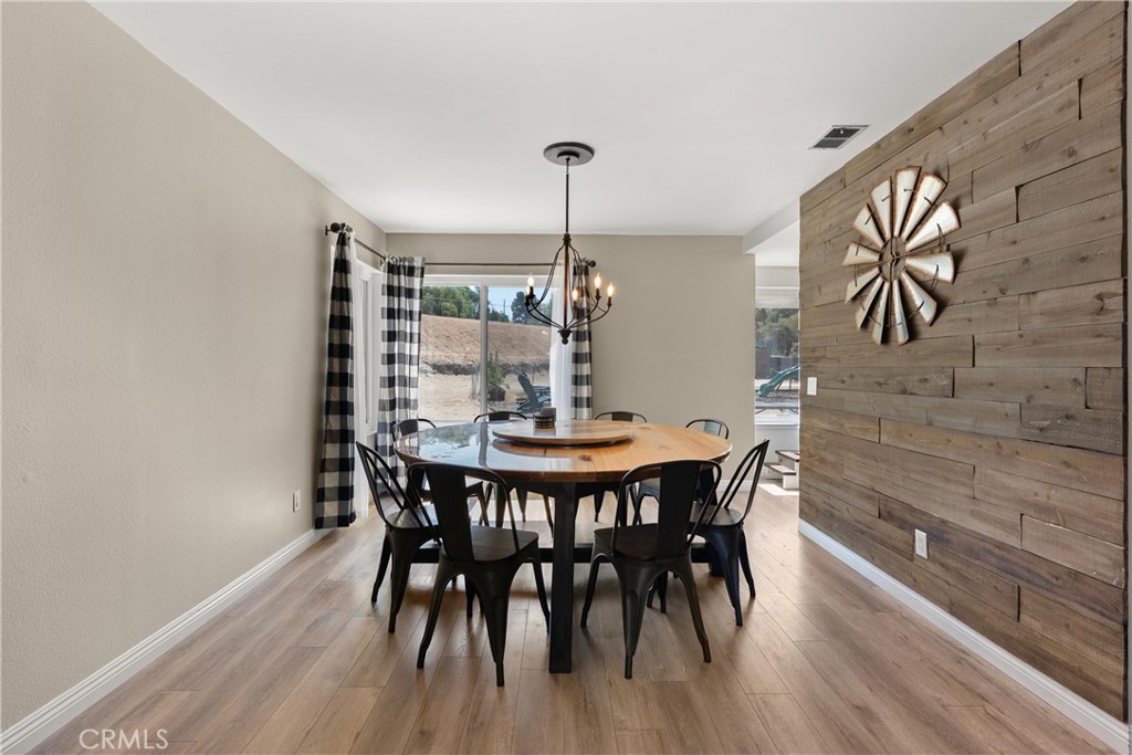 33350 Windtree Avenue