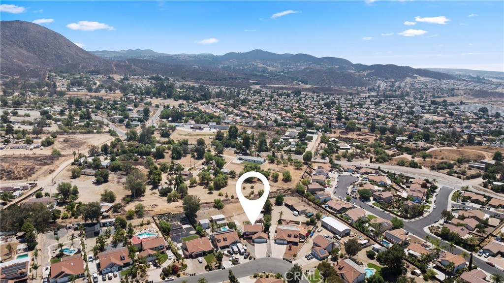 33350 Windtree Avenue