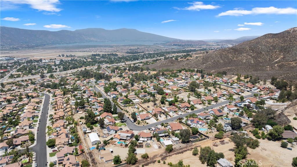 33350 Windtree Avenue