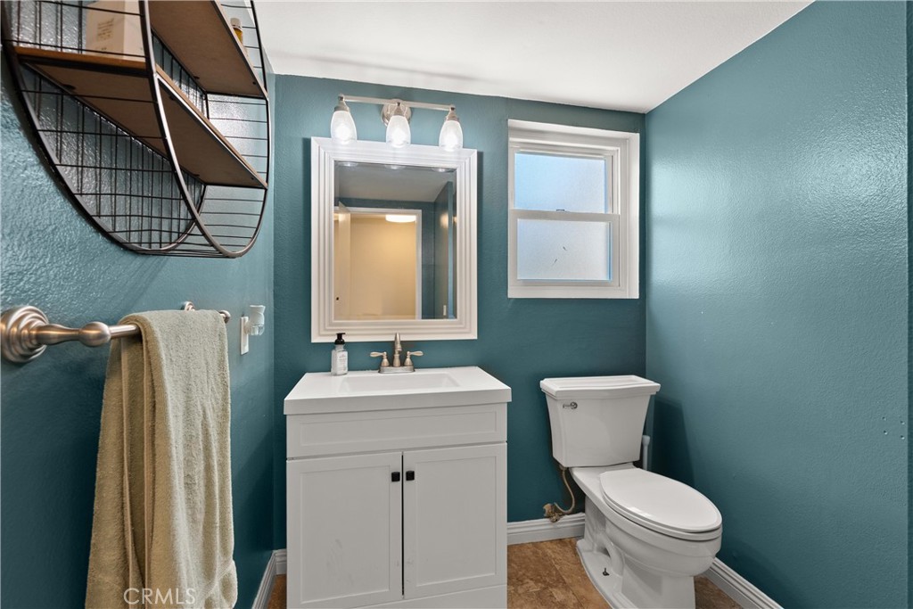 33350 Windtree Avenue